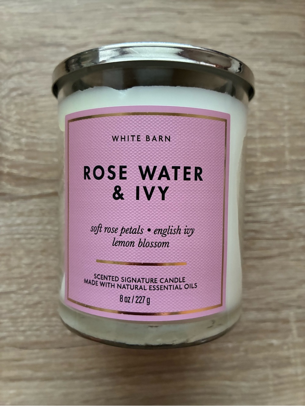 White Barn Rose Water & Ivy Scented Candle 🌹💕🌹💕🌹
